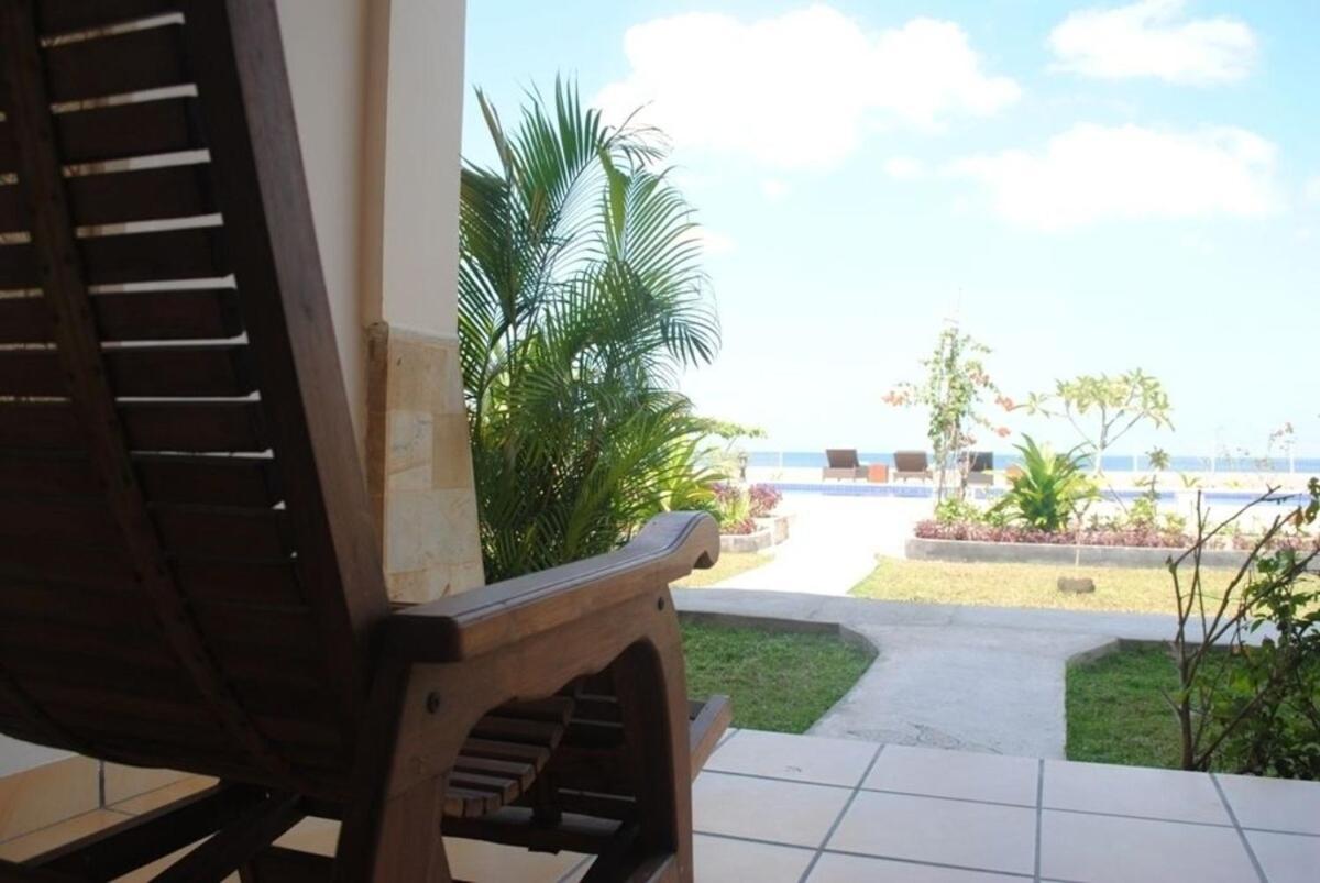 Lombok Beach Hotel Montongbuwoh Exterior foto