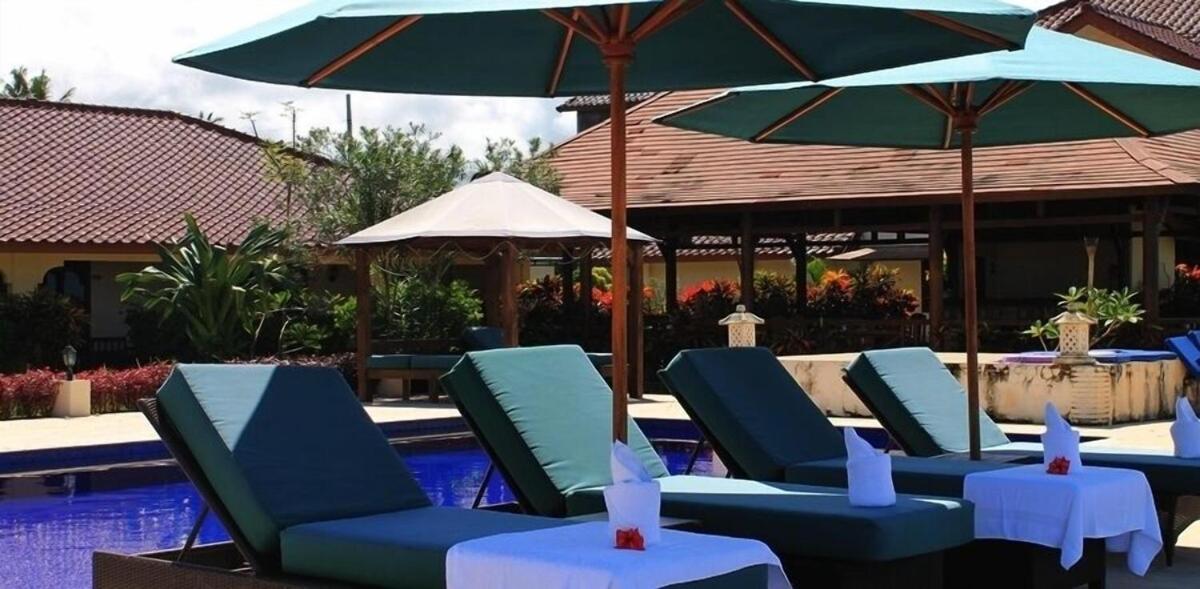 Lombok Beach Hotel Montongbuwoh Exterior foto
